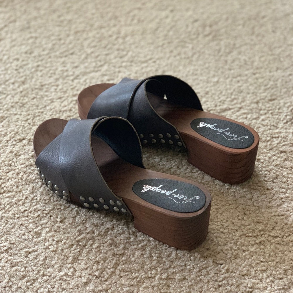 Free People Sonnet Clog - Black